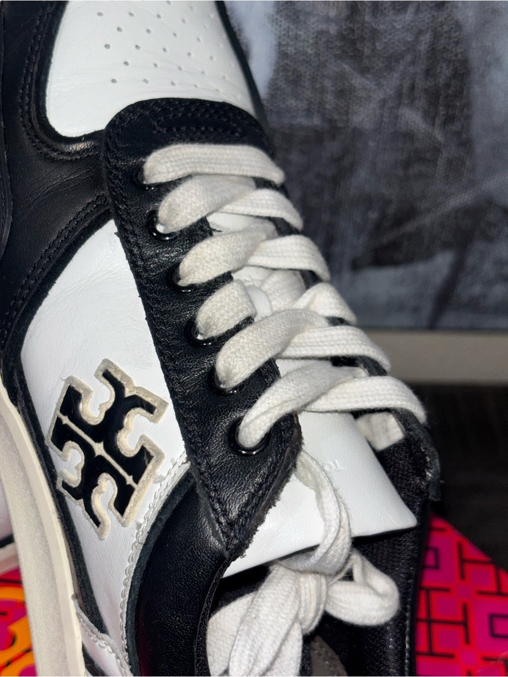 Tory Burch Clover Court Nappa Leather sneakers Women's SZ6 - Picture 6 of 14